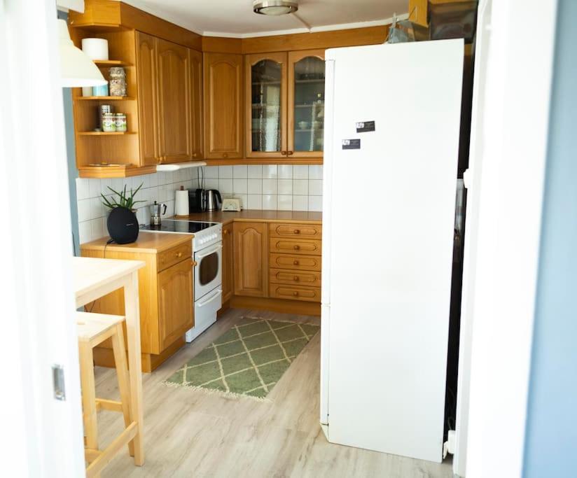 5 Minutes To Downtown Arendal-Free Parking Exterior foto