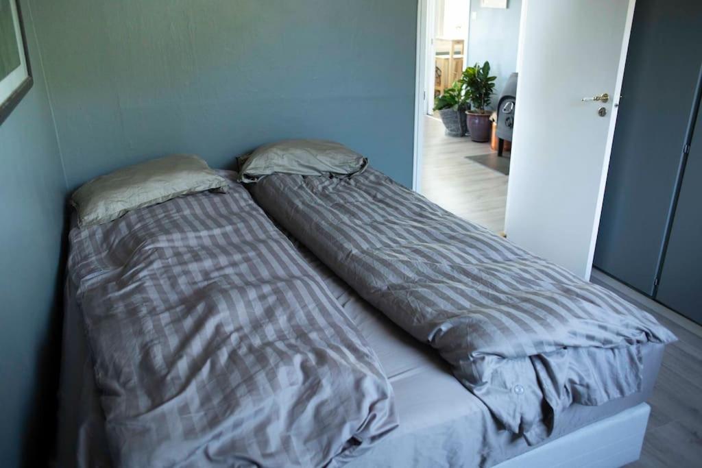 5 Minutes To Downtown Arendal-Free Parking Exterior foto